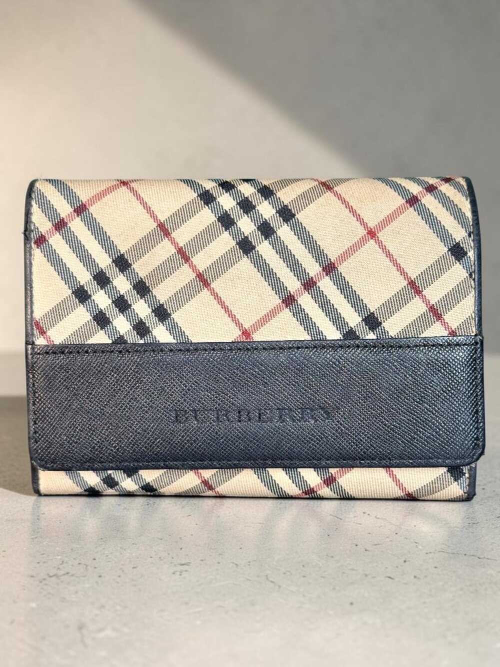 Burberry Classic Nova Check Compact Bifold Wallet Black Leather Trim with COA